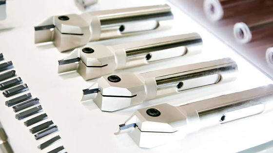 قطع معدنية سريعة حسب الطلب CNC تحويل CNC قطع معالجة الفولاذ المقاوم للصدأ
