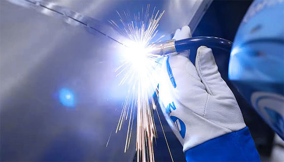 قطع صناعة السيارات CNC معالجة قطع CNC الدقيقة السلسة