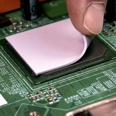 نظام الطاقة للسيارات الحرارية الموصلة السطح الحراري 0.5mm-5.0m عينة مجانية